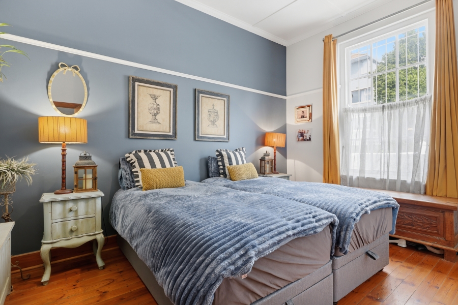 2 Bedroom Property for Sale in Tamboerskloof Western Cape